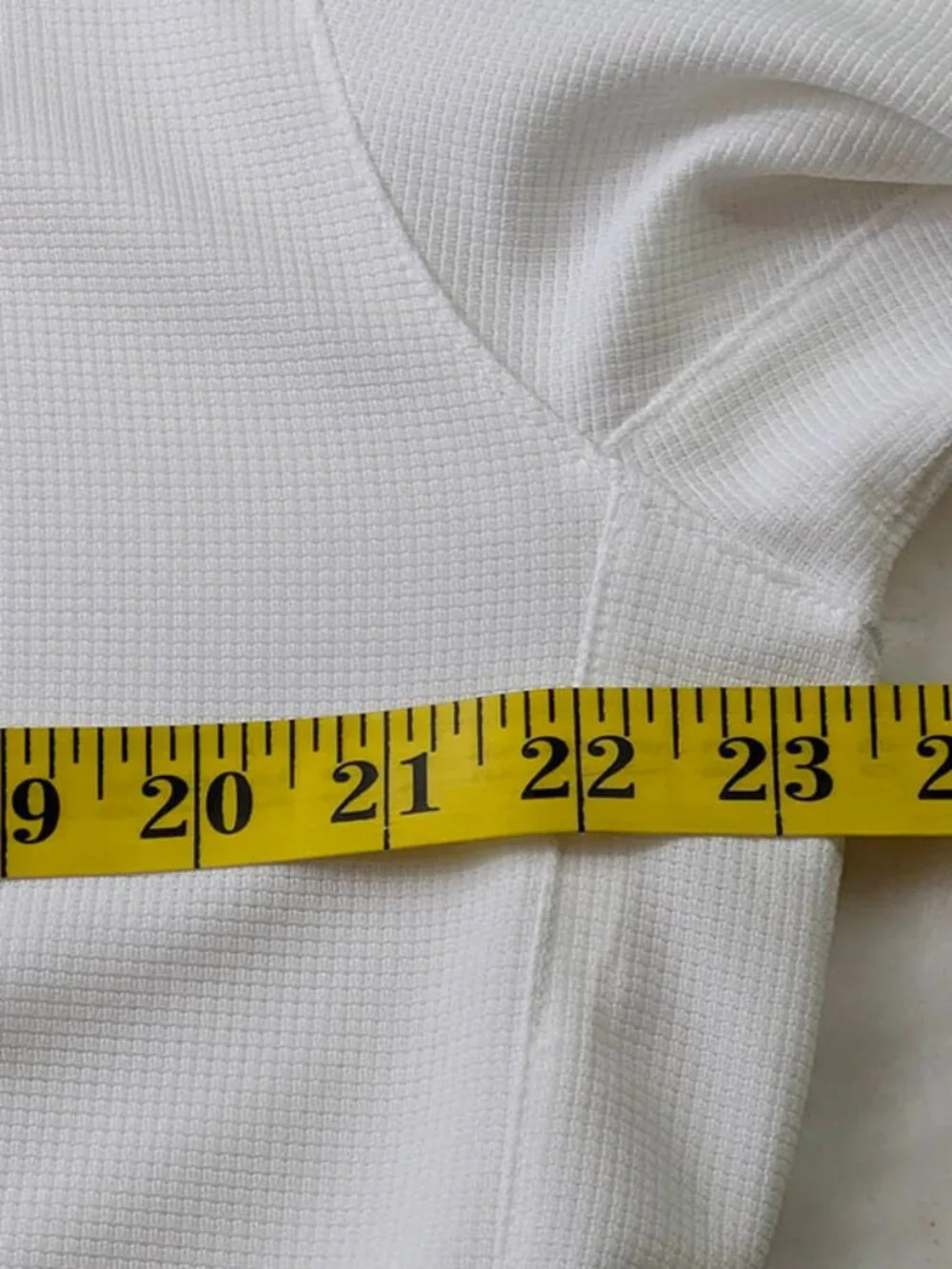 NEW Nike Dri-Fit White Polo Golf Shirt Mens‎ Medium Basketball Logo Purple BU